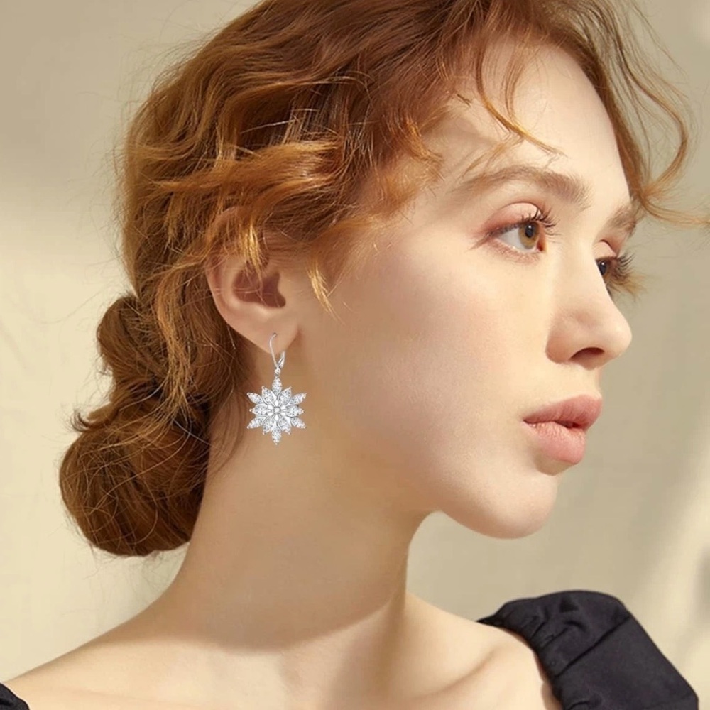 925 Sterling Silver Snowflake Earrings for Women Dangle Earrings Cubic Zirconia - Picture 7 of 7